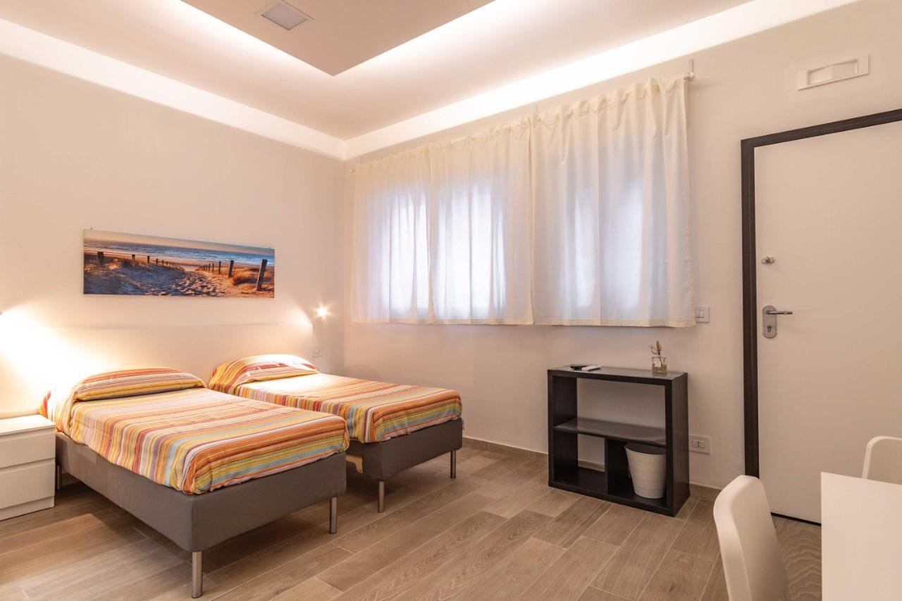 Seven Notes Guest House Bari Bagian luar foto